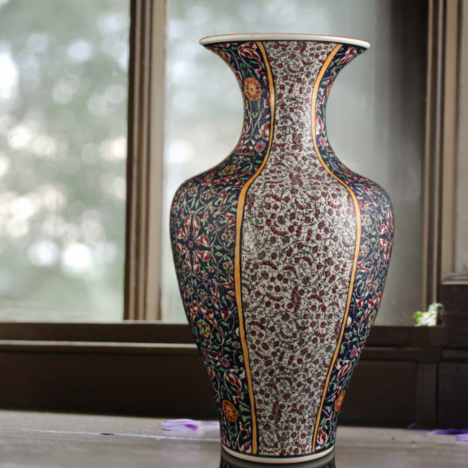 Zamanın Ötesinde Haliç Vazo