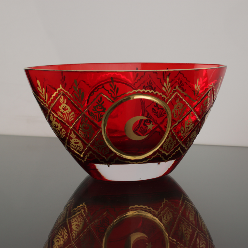 Kırmızı Ayyıldız K. Kase